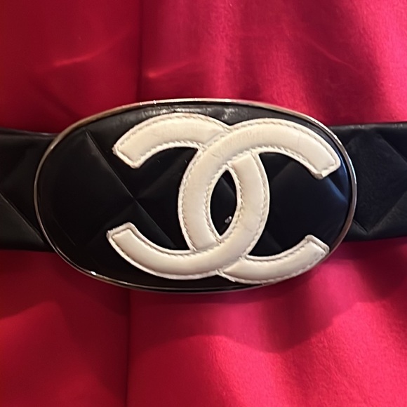 Chanel quilted leather belt - Picture 3 of 11
